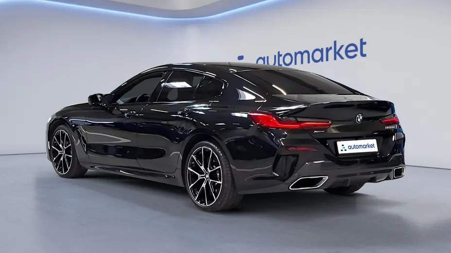 BMW Seria 8 M850i xDrive
