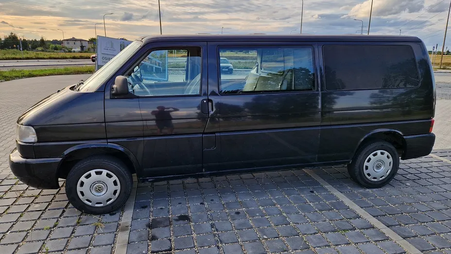 VOLKSWAGEN Transporter -