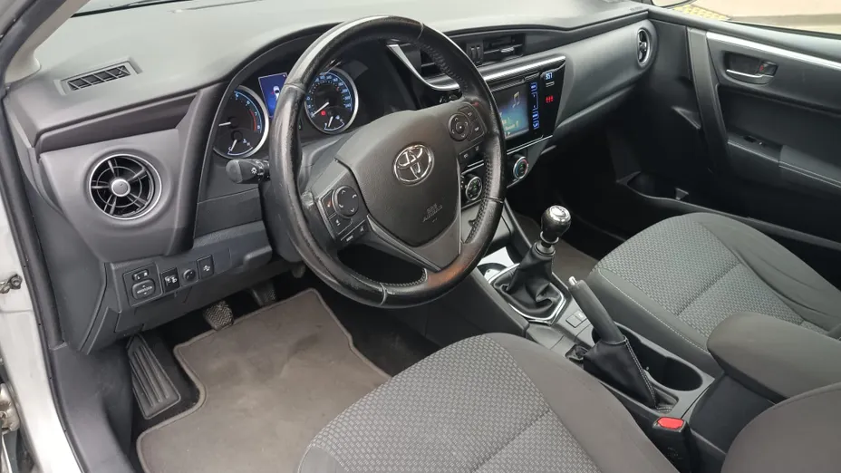 TOYOTA Corolla Corolla 1.6 Classic Plus