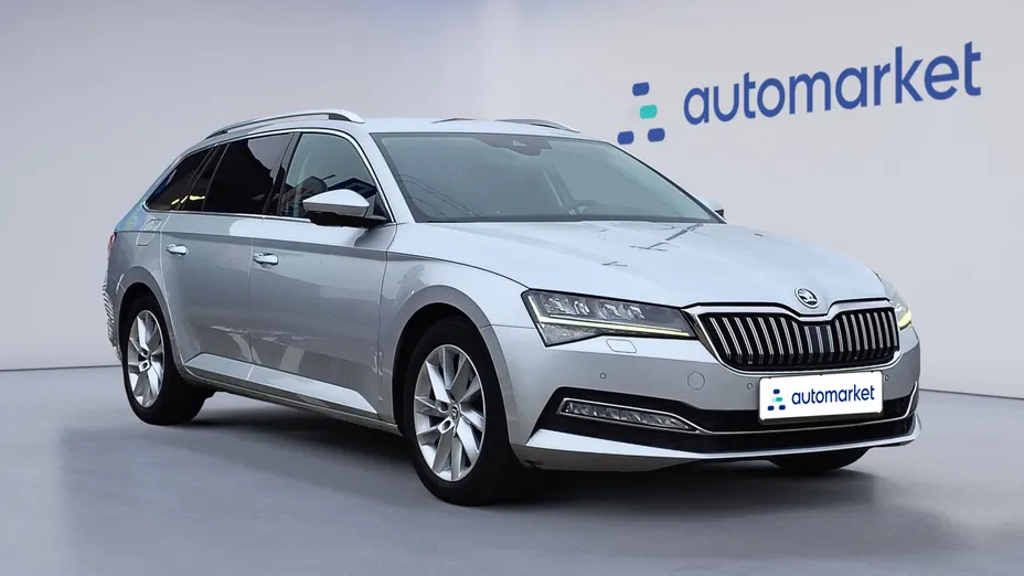 SKODA Superb Superb 2.0 TDI SCR Style DSG