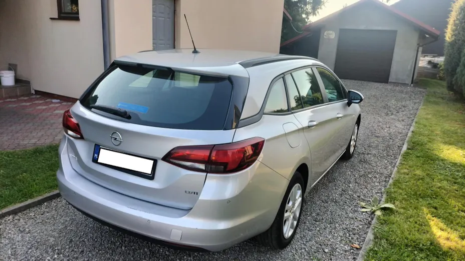 OPEL Astra -