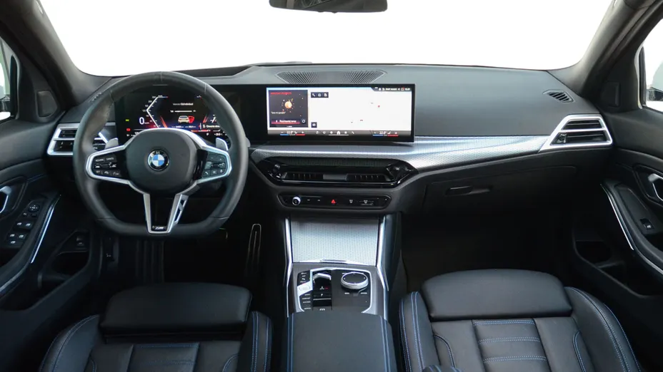 BMW Seria 3 330i xDrive M Sport sport-aut