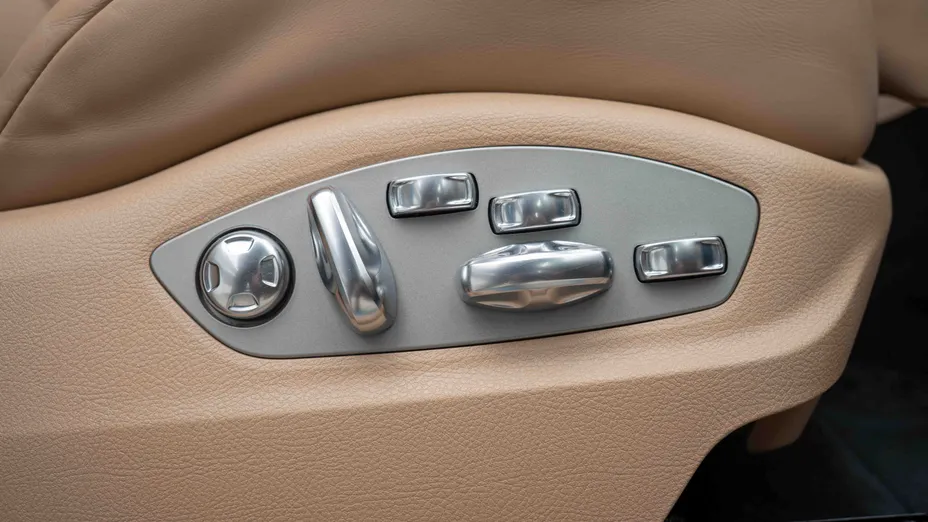 PORSCHE Macan Macan T