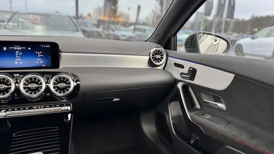 MERCEDES-BENZ A Klasa A 35 AMG 4-Matic 8G-DCT Nowy