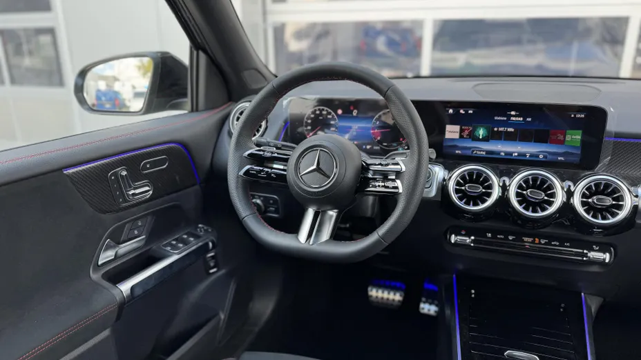 MERCEDES-BENZ GLB GLB 200 mHEV AMG Line 7G-DCT Nowy