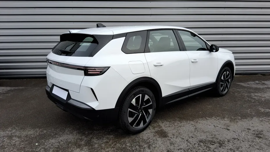 OPEL Grandland -