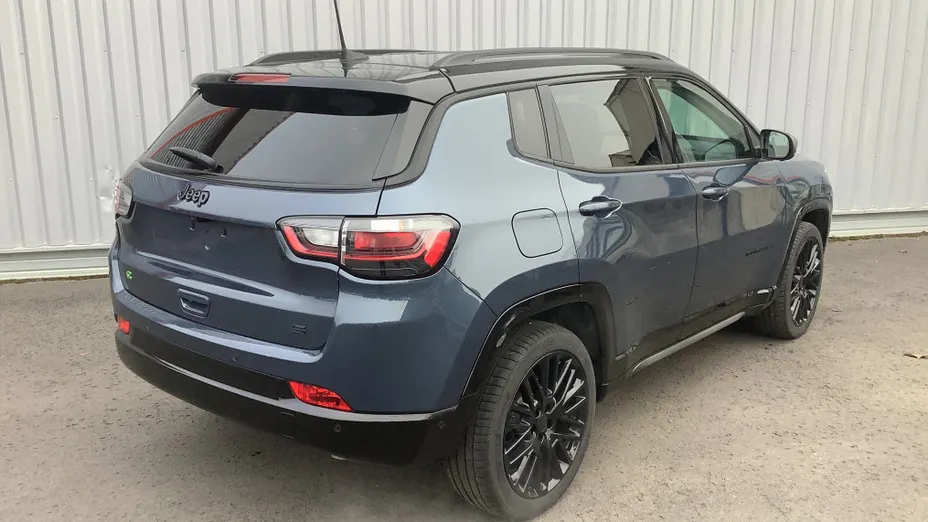 JEEP Compass -