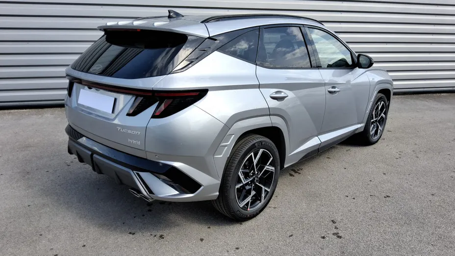 HYUNDAI Tucson -