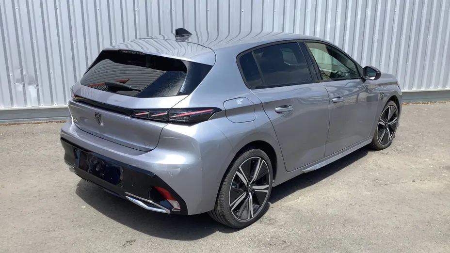 PEUGEOT 308 -