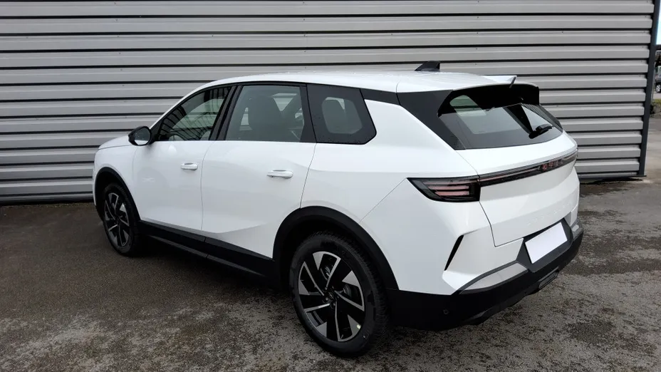 OPEL Grandland -