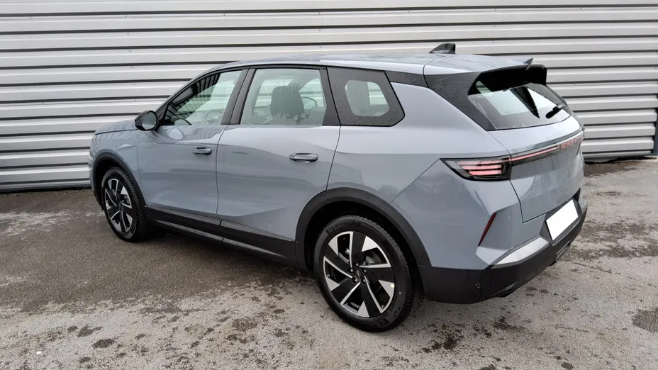 OPEL Grandland -