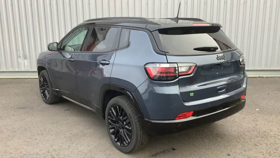 JEEP Compass -