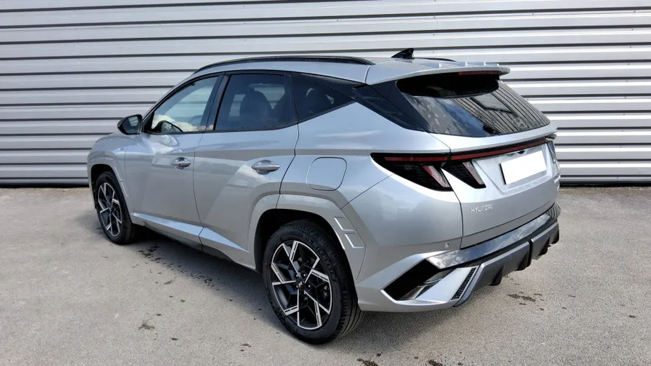 HYUNDAI Tucson -