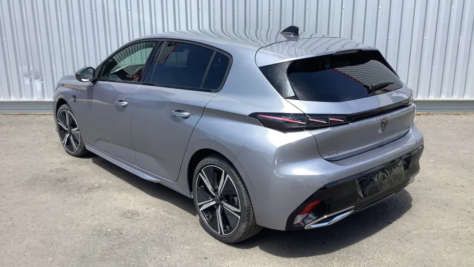 PEUGEOT 308 -