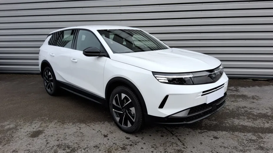 OPEL Grandland -