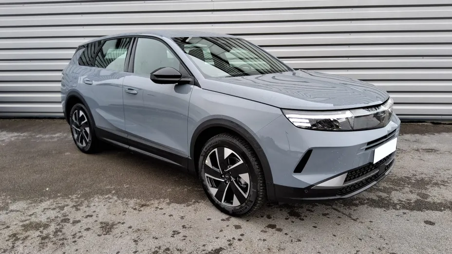 OPEL Grandland -