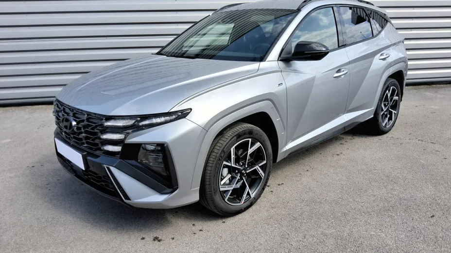 HYUNDAI Tucson -