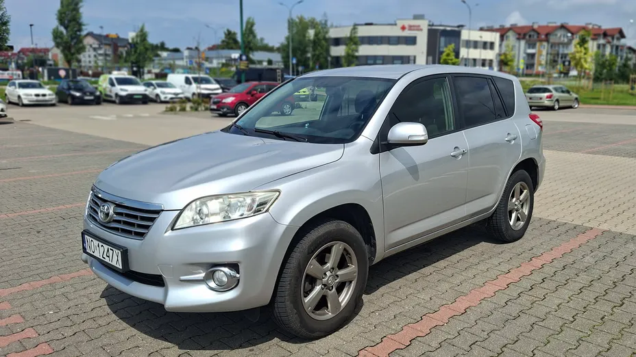 TOYOTA RAV4 RAV4 2.0 D-4D Luna