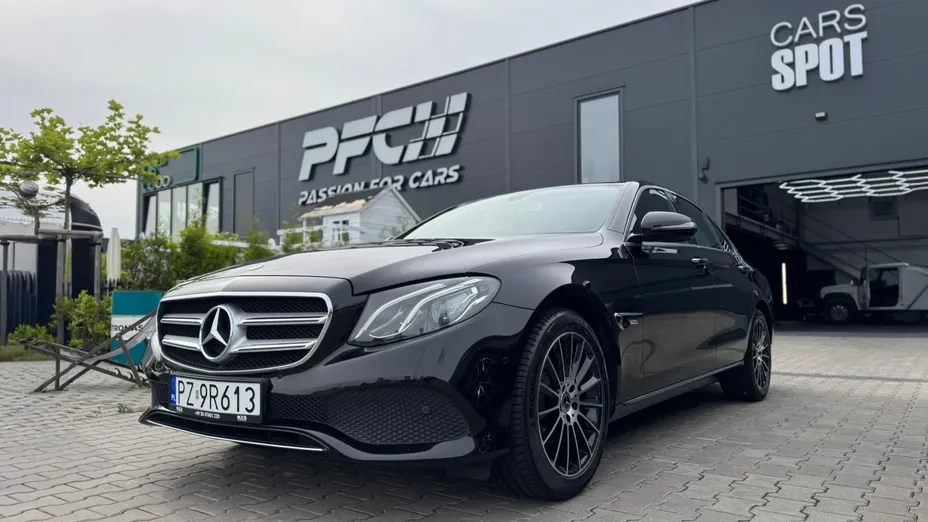 MERCEDES-BENZ E Klasa E 200 9G-TRONIC