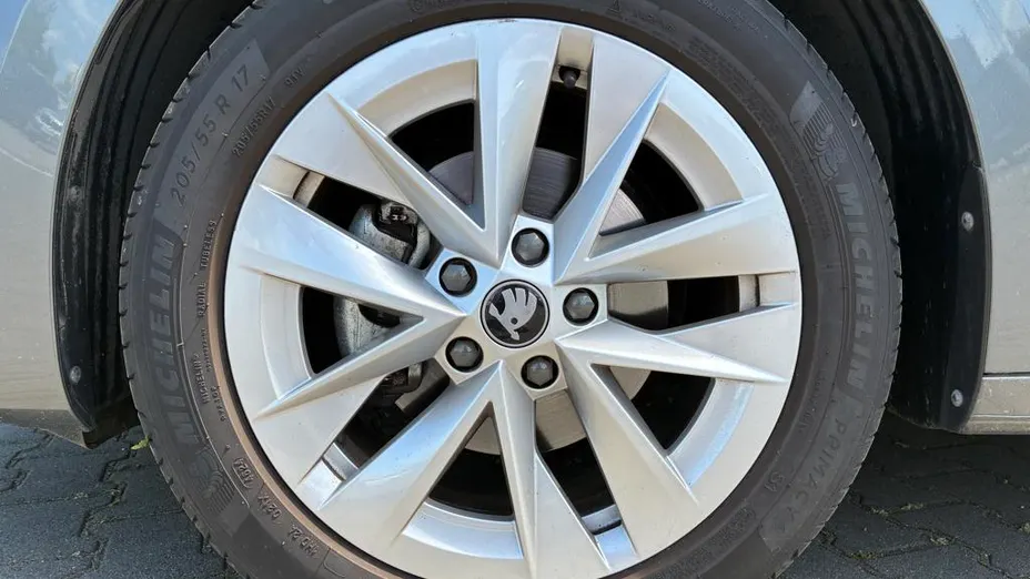 SKODA Octavia Octavia 1.5 TSI mHEV Selection DSG