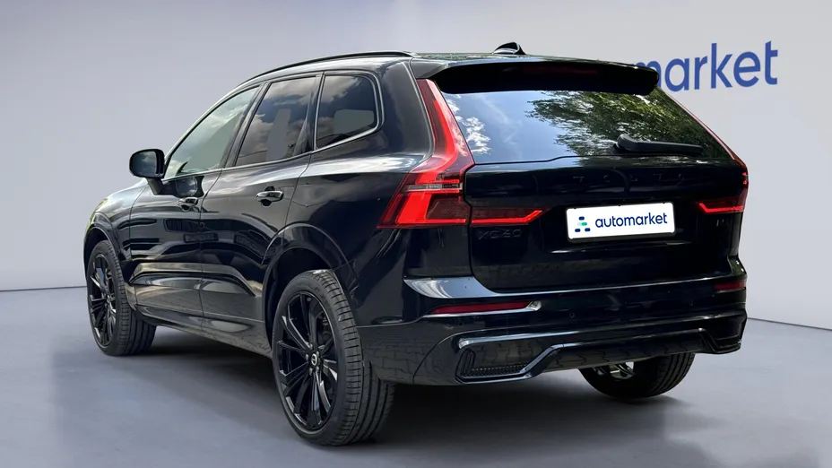 VOLVO XC60 XC60 B5 B AWD Plus Black Edition aut