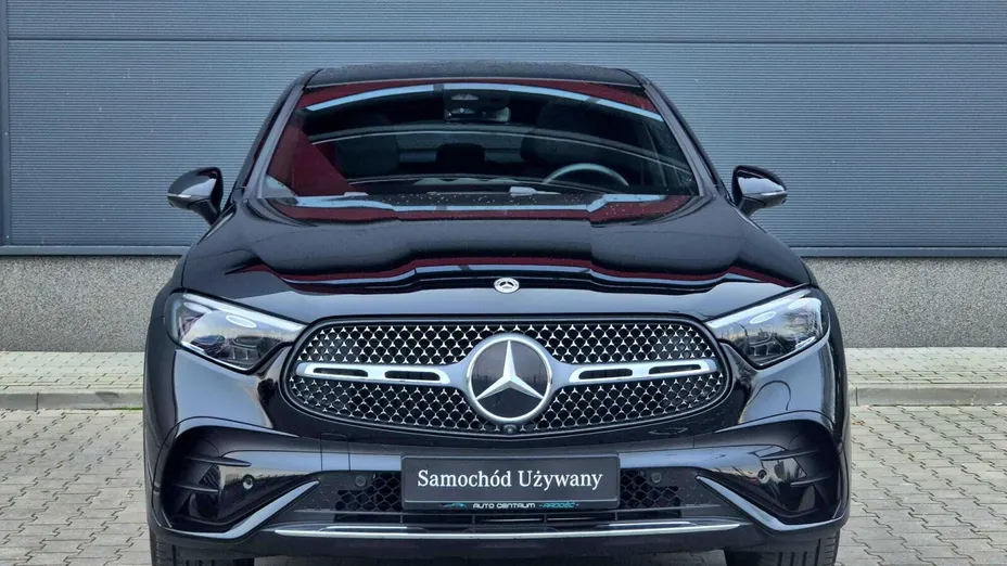 MERCEDES-BENZ GLC -