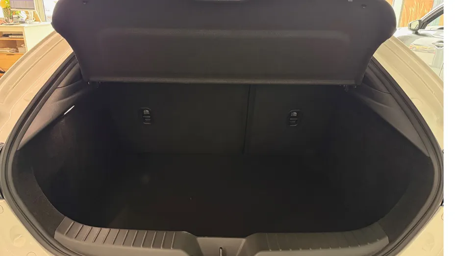 MAZDA 3 3 2.0 mHEV Homura aut Nowy