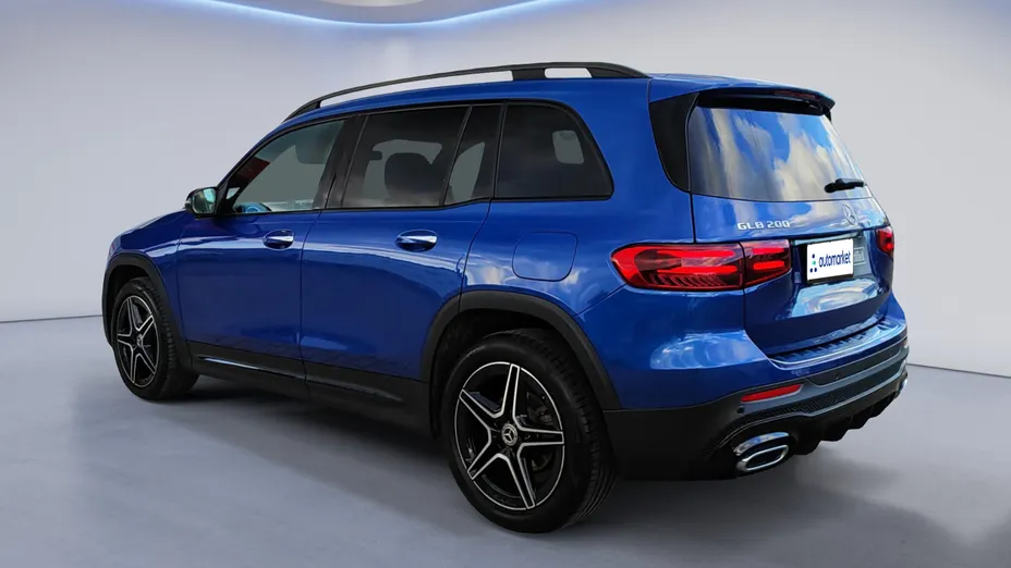 MERCEDES-BENZ GLB GLB 200 AMG Line 7G-DCT