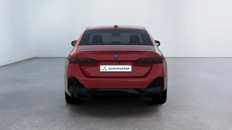 BMW Seria 5 530e xDrive PHEV M Sport aut Nowy