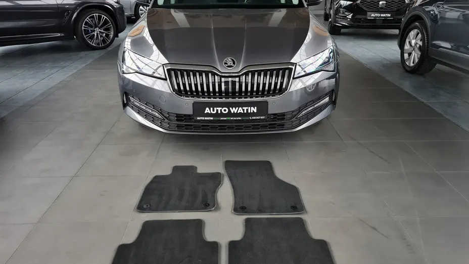 SKODA Superb Superb 2.0 TDI SCR Ambition DSG