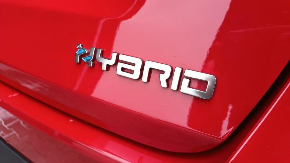 FIAT 600 600 1.2 Turbo Hybrid eDCT