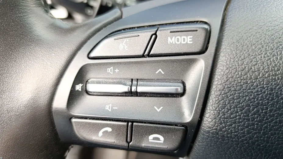 HYUNDAI i30 i30 1.0 T-GDI Smart