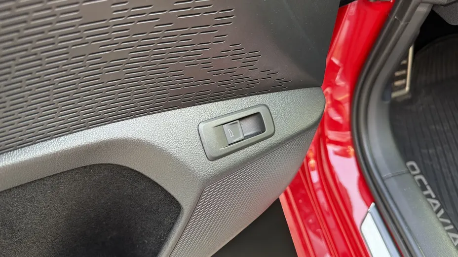 SKODA Octavia Octavia 1.5 TSI mHEV Sportline DSG