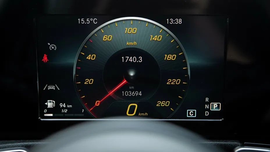 MERCEDES-BENZ GLB GLB 180 7G-DCT