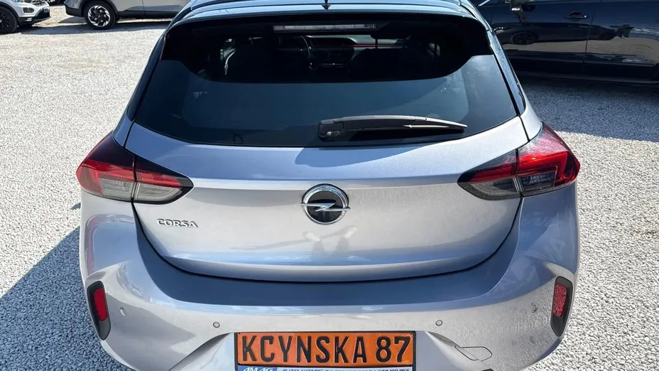 OPEL Corsa -