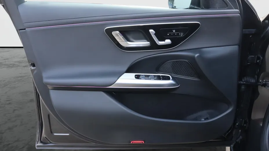 MERCEDES-BENZ E Klasa E 220 d mHEV 4-Matic Avantgarde 9G-Tronic