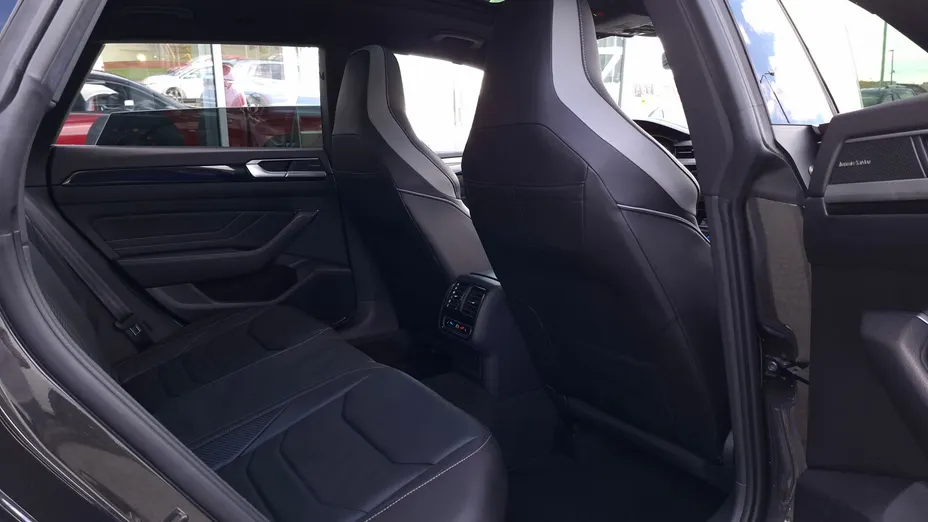 VOLKSWAGEN Arteon Arteon 2.0 TDI 4Motion R-Line DSG