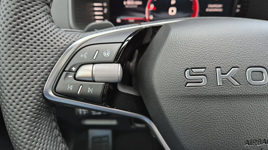 SKODA Karoq Karoq 1.5 TSI ACT Sportline DSG Nowy
