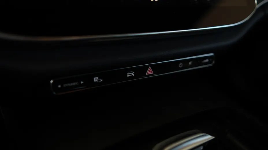 MERCEDES-BENZ E Klasa E 220 d mHEV 4-Matic AMG 9G-Tronic