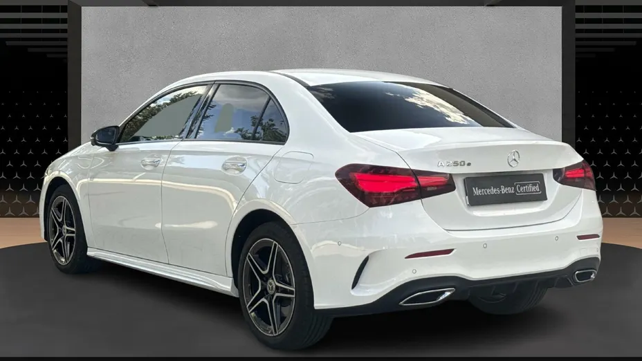 MERCEDES-BENZ A Klasa A 250 e PHEV AMG Line 8G-DCT