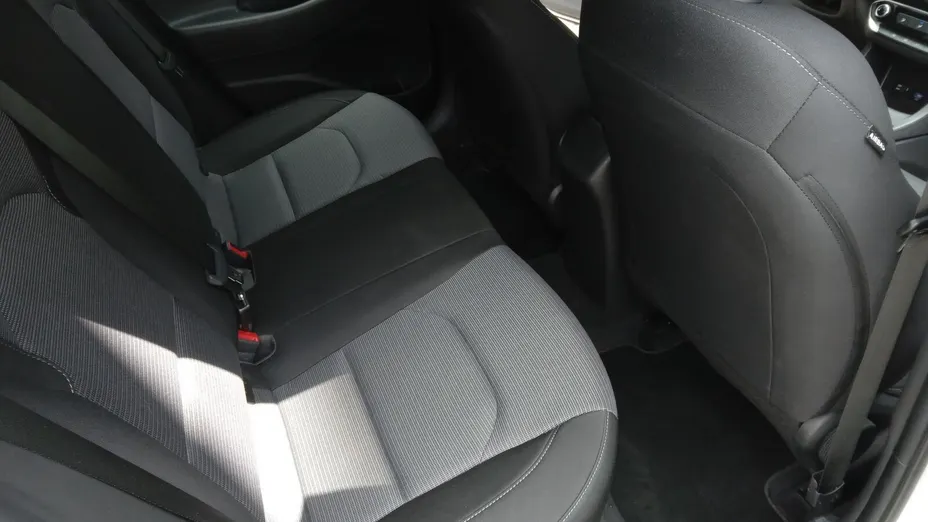 HYUNDAI i30 i30 1.0 T-GDI Modern