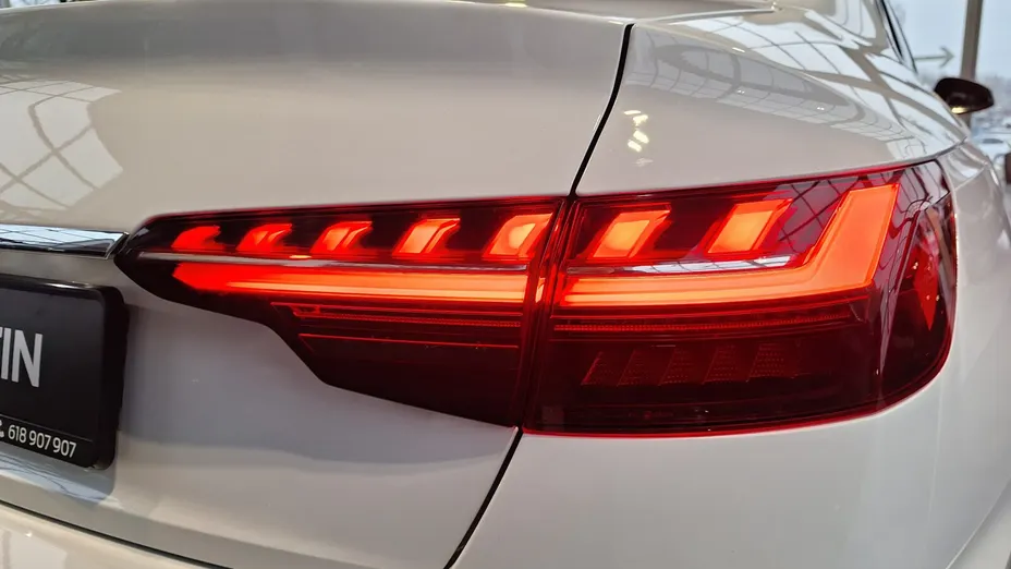 AUDI A4 A4 35 TFSI mHEV S tronic