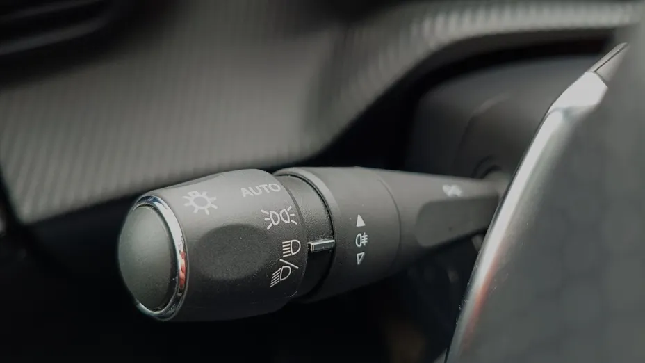 PEUGEOT 2008 2008 PureTech 130 GT S&S EAT8