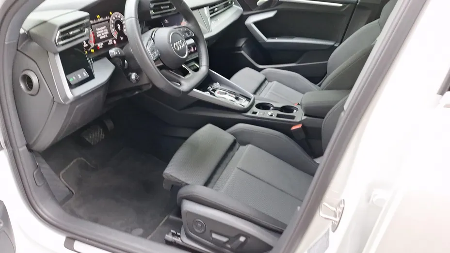 AUDI A3 Limousine -