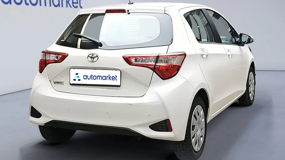 TOYOTA Yaris Yaris 1.5 Active