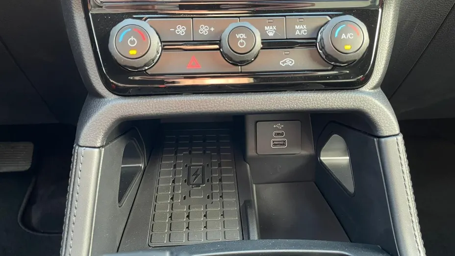 FORD Ranger Ranger 2.0 EcoBlue Bi-Turbo 4x4 DC Raptor aut Nowy