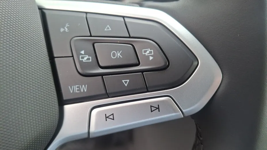 VOLKSWAGEN Crafter Crafter 35 BiTDI (16,4m3) aut Nowy