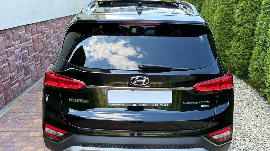 HYUNDAI Santa Fe -