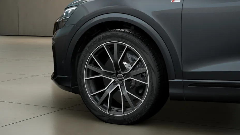 AUDI Q8 / E-Tron Q8 TFSI e PHEV 290 kW Quattro Tiptronic