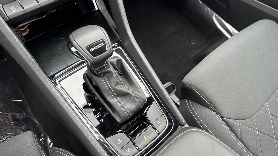 SKODA Karoq Karoq 1.5 TSI ACT Sportline DSG Nowy